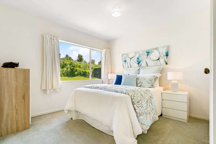 131 Portage Road New Lynn_10