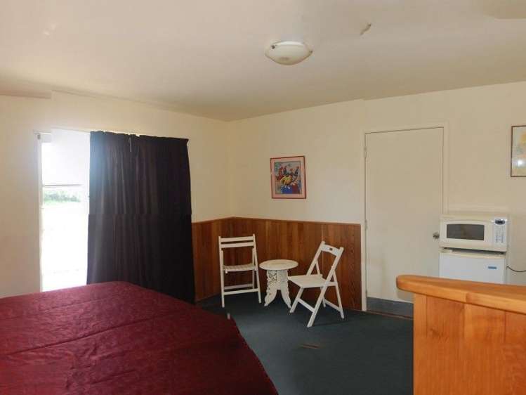 56 Poland Street Waikino_10