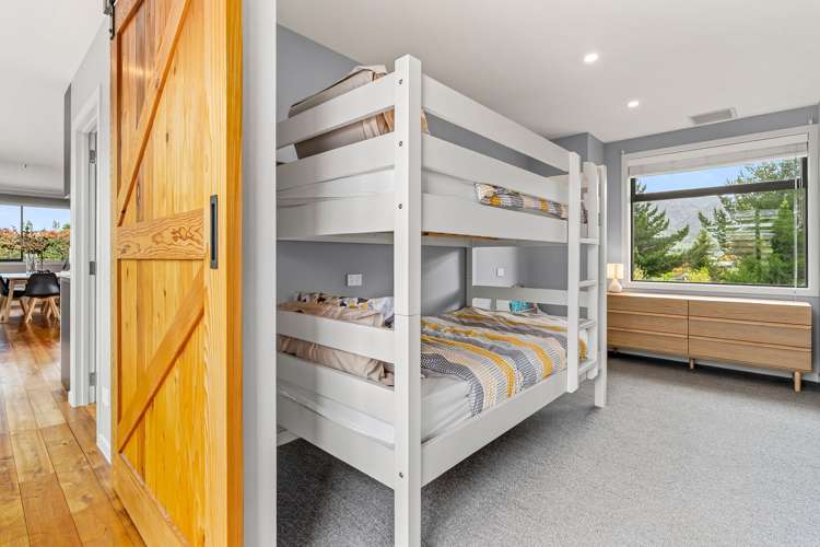 17 Sam John Place Lake Hawea_12