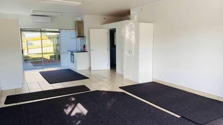 592h Whangaparaoa Road Stanmore Bay_8