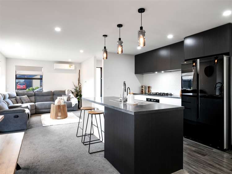 14 Tobollie Drive Rolleston_5