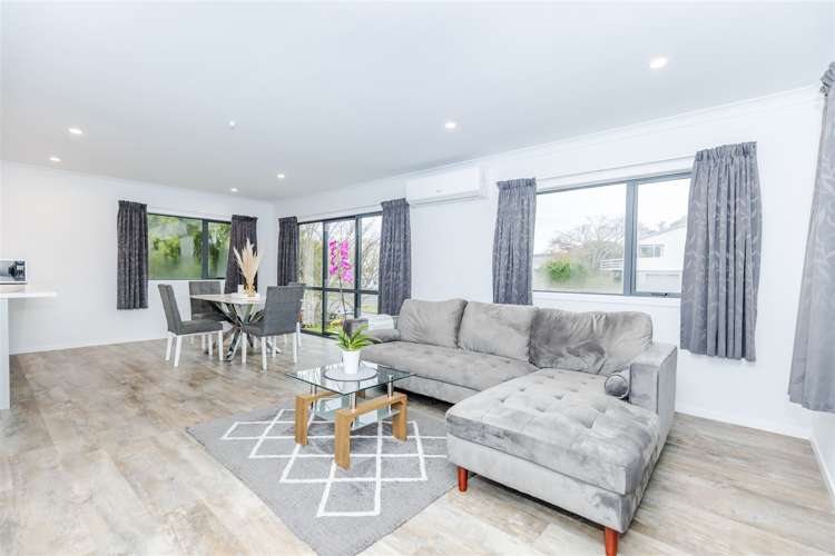 2 Moreland Avenue Pukete_8