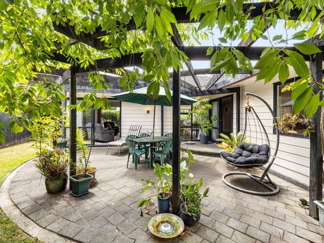 6 Moreland Avenue Pukete_1