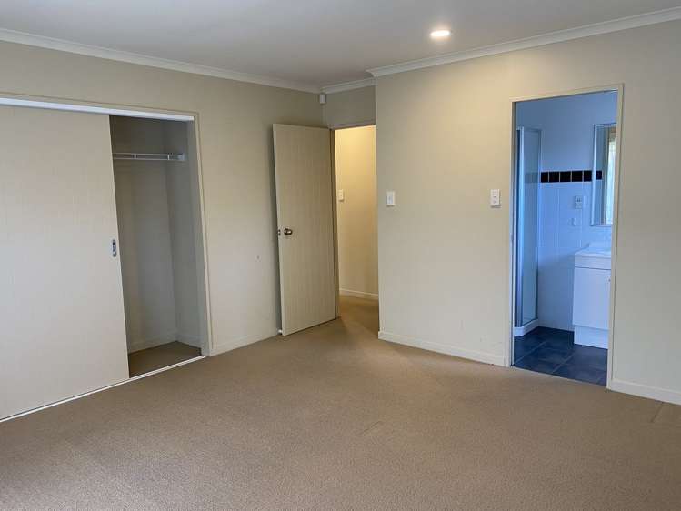18 Feeny Crescent East Tamaki_4