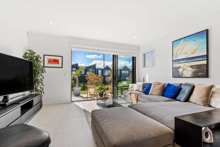 33 Cambie Avenue Red Beach_6
