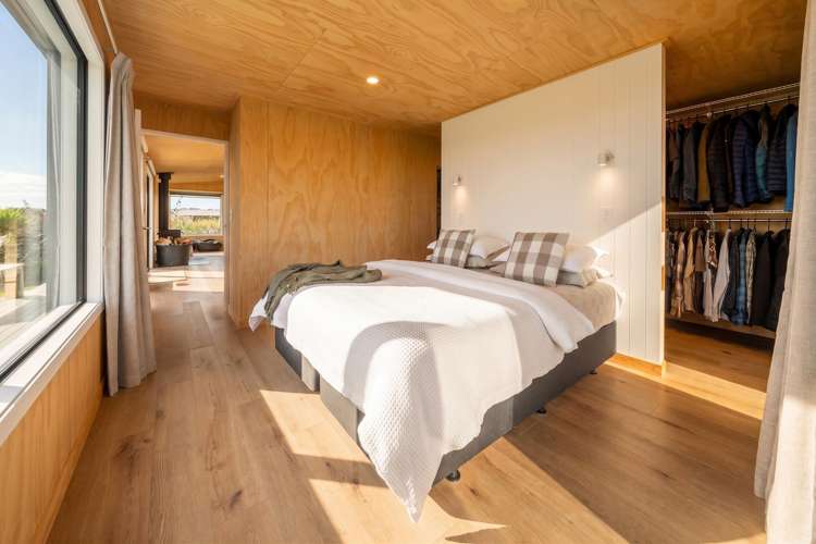 24 Oyster Lane Colac Bay_11