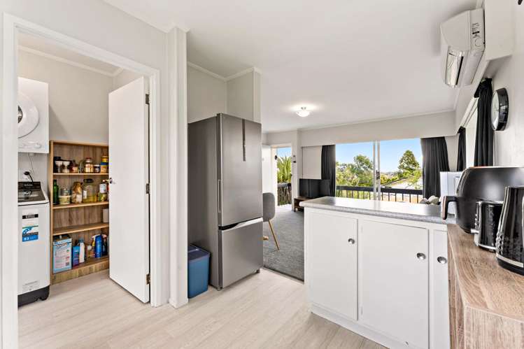 1/6 Segedin Place Glenfield_9