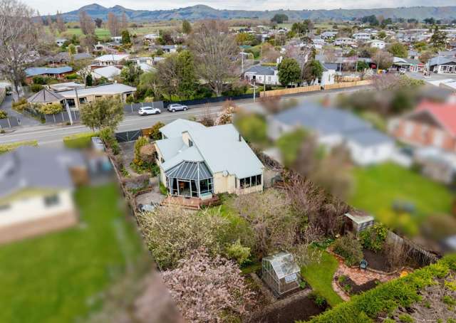 Live the Outram lifestyle