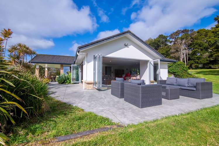 30 Lloyd Drive Wainui_28