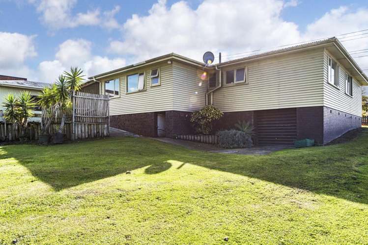 367-369 Main Road Kumeu_4