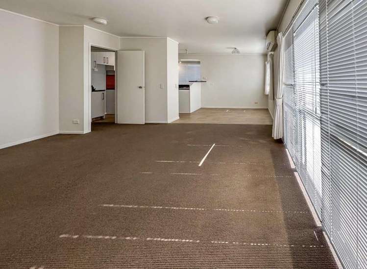 10A Chedworth Drive Glenfield_2