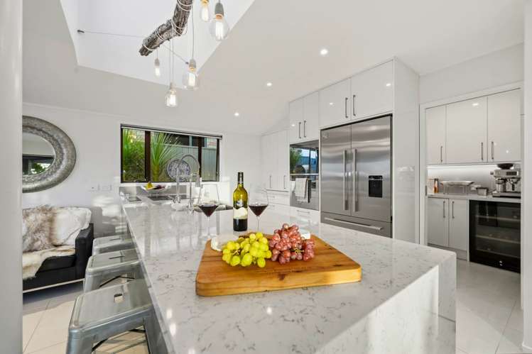 77 The Terrace Herald Island_8