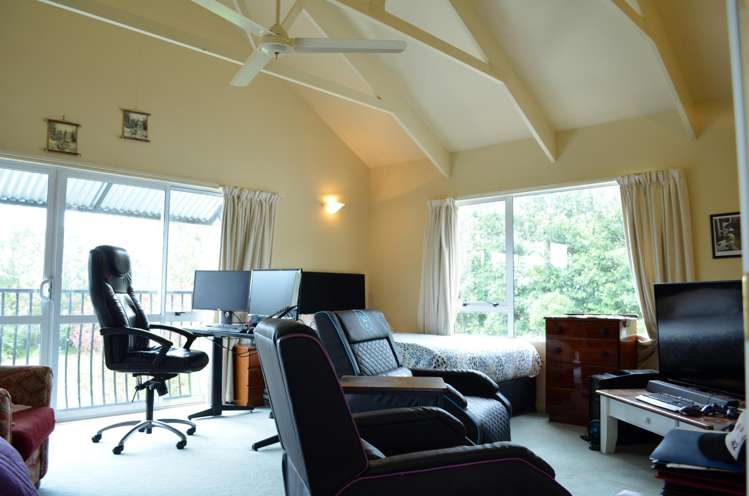 64 Bridge St Onga Onga_17