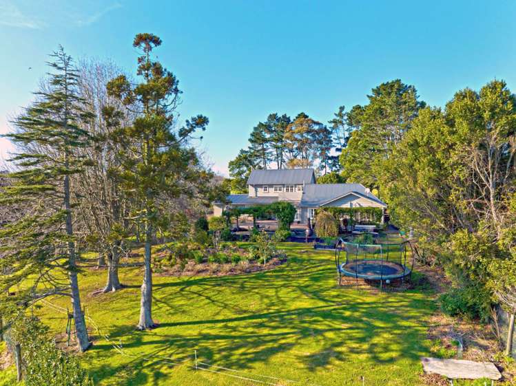 284 Whitford Park Road Whitford_30