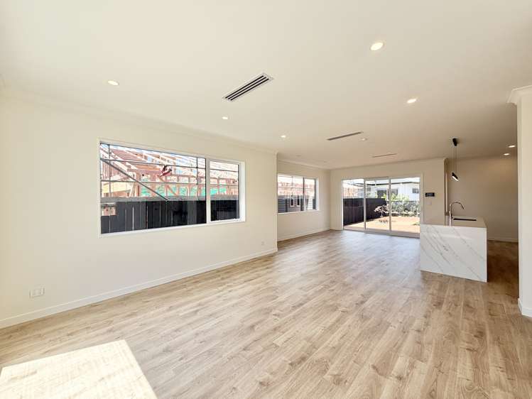 375 Te Taruna Drive Milldale_2