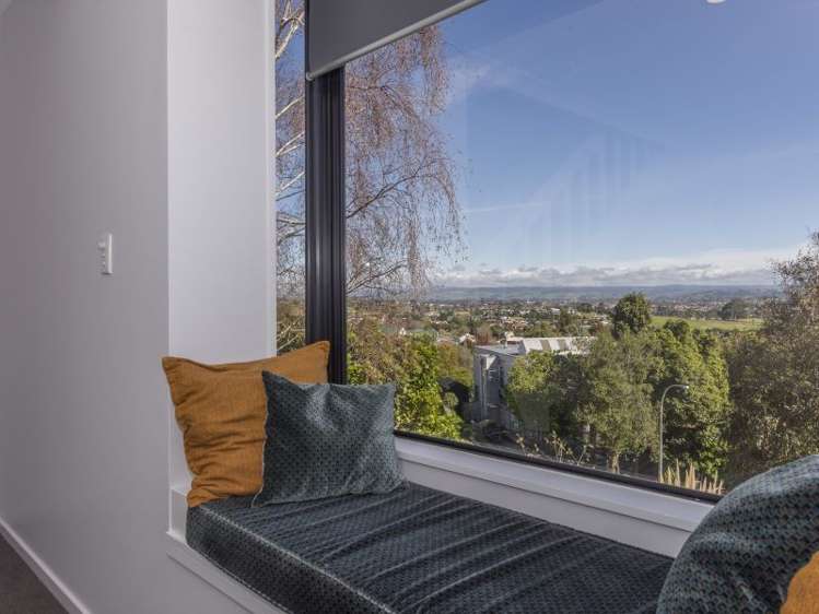 6 Philomel Crest Welcome Bay_17