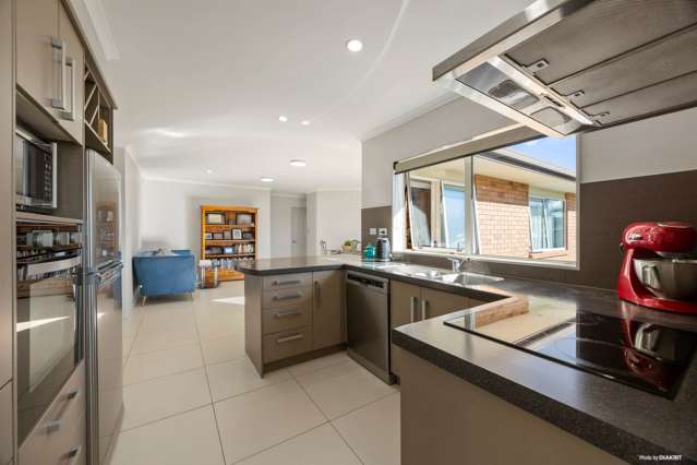16 Anchorite Way Red Beach_4