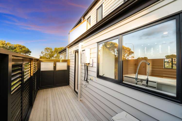 1,2,8/273 Mt Albert Road Sandringham_27
