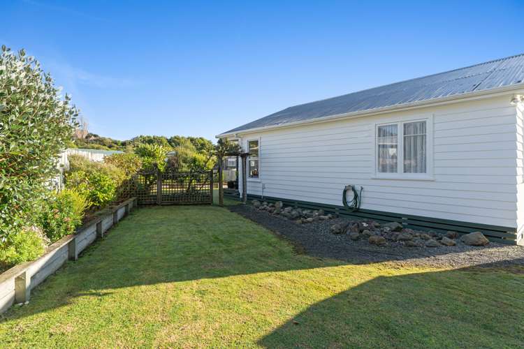 44 Hookway Grove Paraparaumu_12