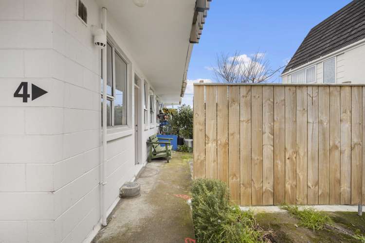 4/72 Freyberg Street Lyall Bay_8