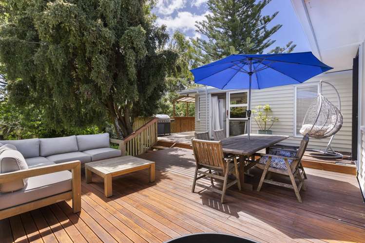 70 Fairclough Road Beach Haven_2