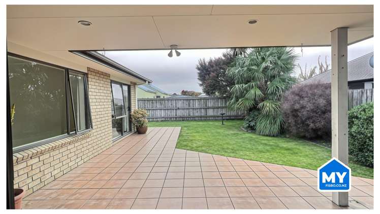 215 Frimley Oaks Frimley_7