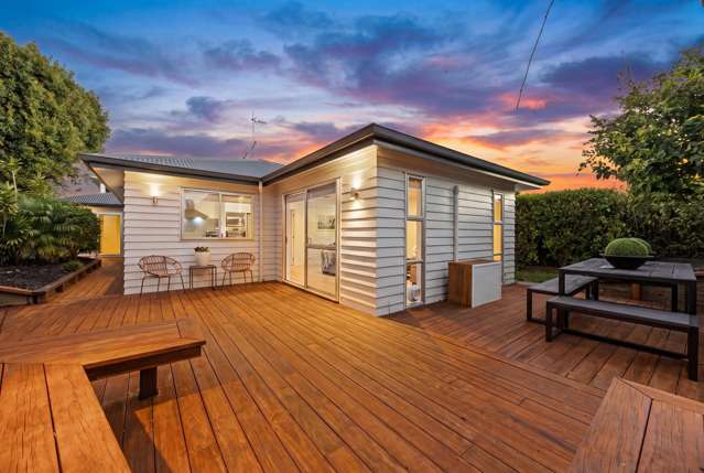 DREAMY FIRST HOME WITH GARAGE