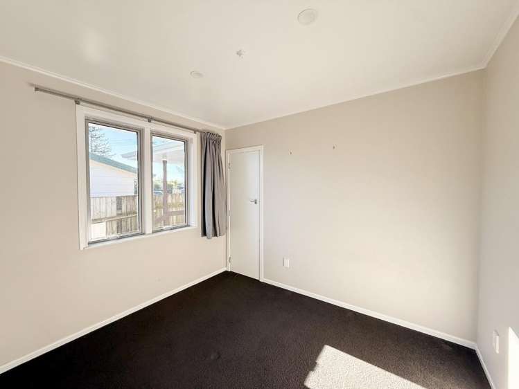 1 Terence Street 11209_9