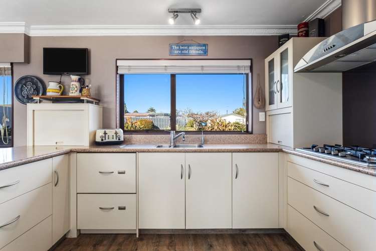 5 Edna Place Opotiki and Surrounds_7