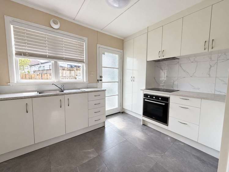2/296 Ellerslie-Panmure Highway Mount Wellington_8