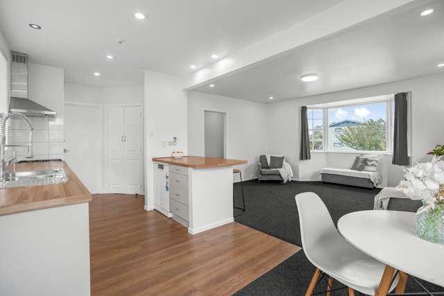 9 Laburnum Grove Maungaraki_2