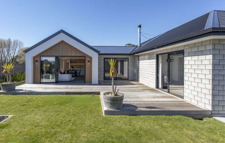 21 Thirlwall Street Woodend_33