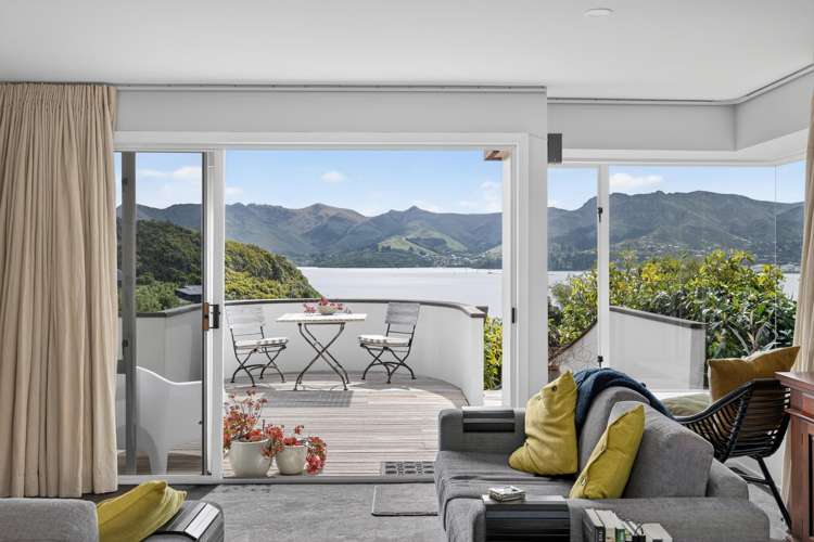 308 Marine Drive Charteris Bay_5