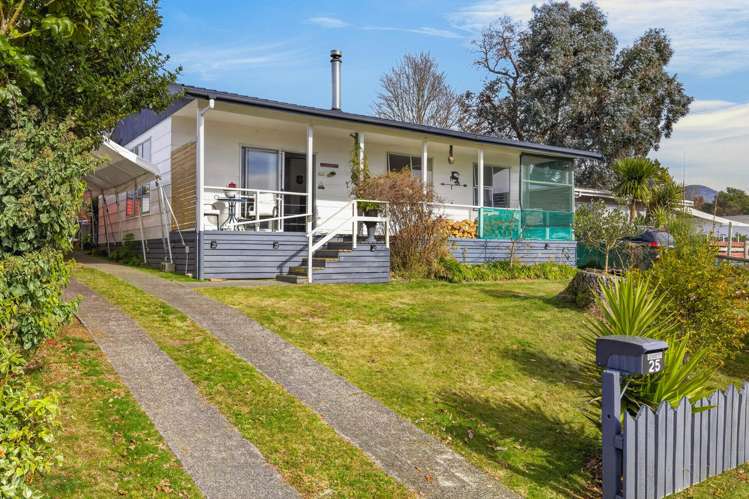25 Te Takinga Street_0