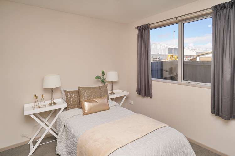 15b Roberts Road Hei Hei_8