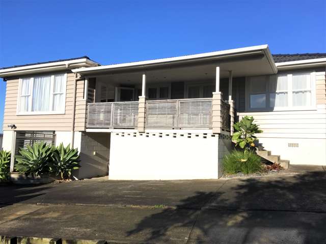 6 Rotoiti Avenue Pakuranga Heights_1