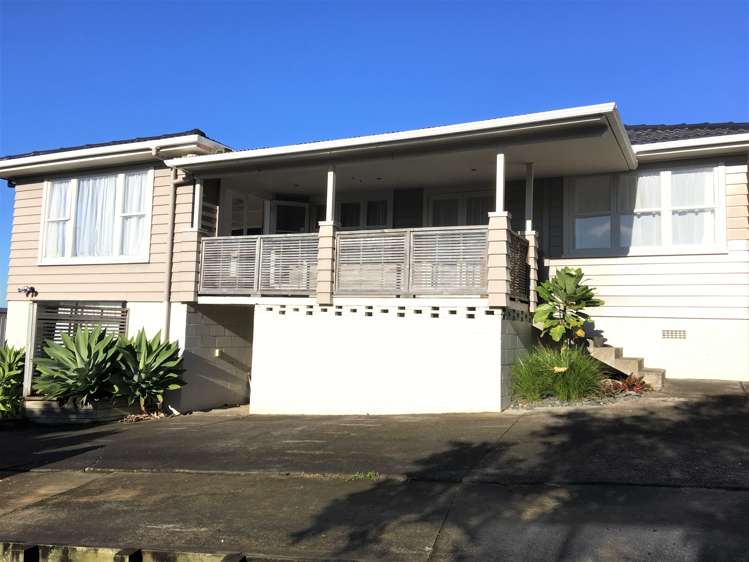 6 Rotoiti Avenue Pakuranga Heights_1