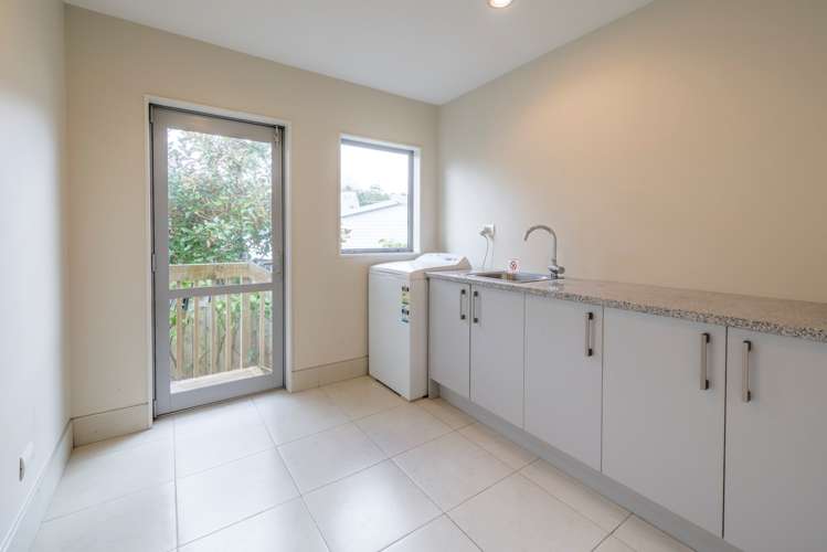 210 Greenhithe Road Greenhithe_22