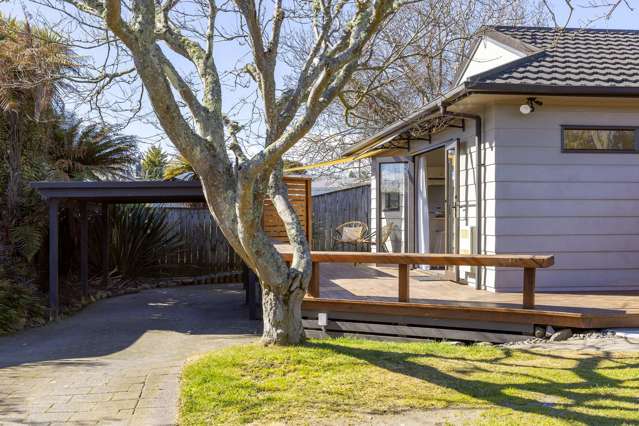 2/10 Koha Road Town Centre_3