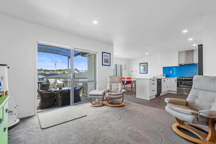 11 Tee Point Red Beach_5