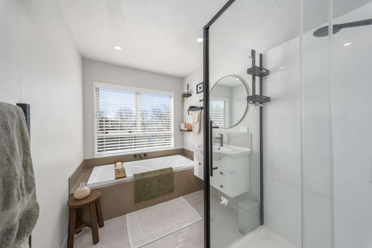 144 Mays Road Saint Albans_12