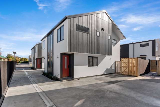 4/18 Whiteleigh Avenue Addington_1