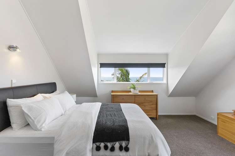 73 Churchill Road Murrays Bay_14