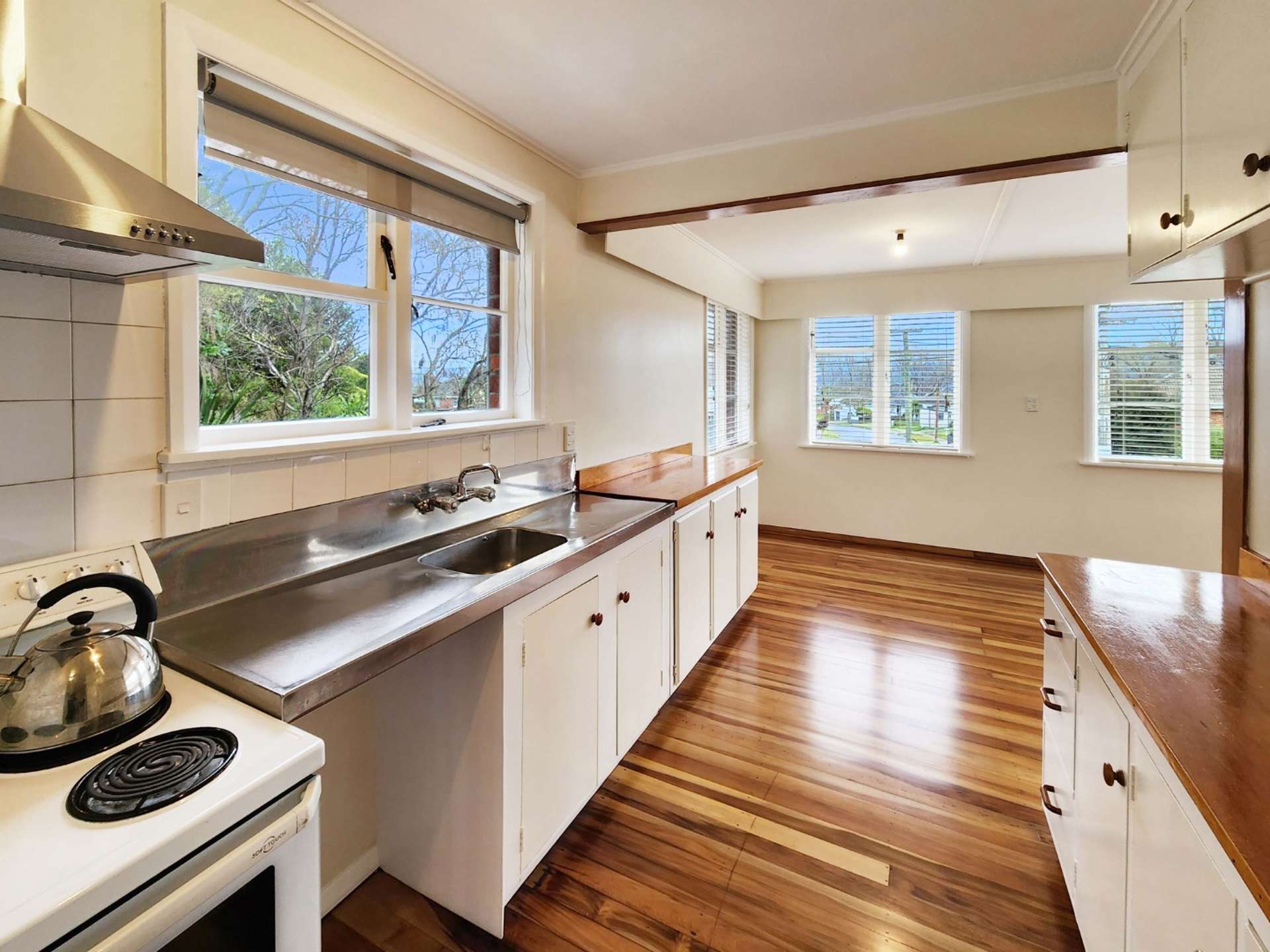 270 Waddington Drive 1315_0