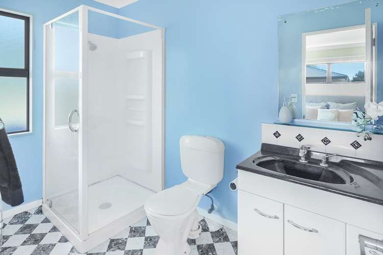 60a Southsea Crescent Silverdale_10