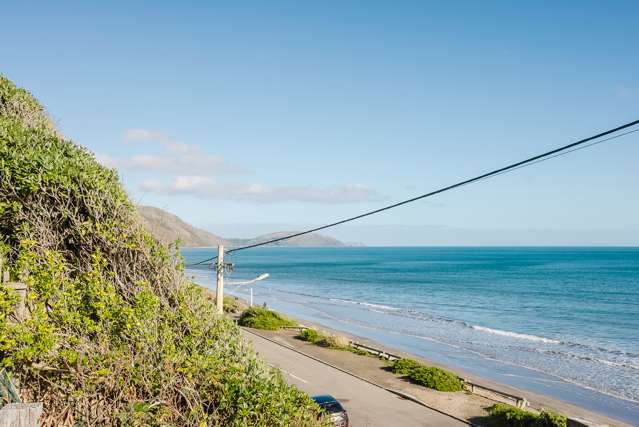 90 The Parade Paekakariki_2