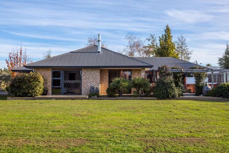 9 Redwood Lane Martinborough_16