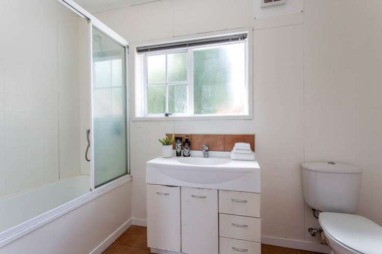 2/185 Shakespeare Road Milford_20