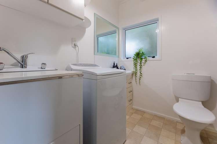 115 Field Way Waikanae Beach_17