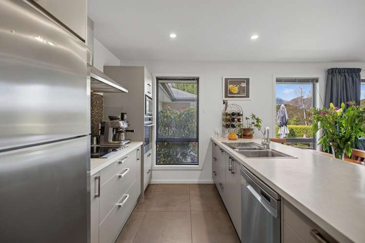 10 Cove Lane Mt Creighton_26